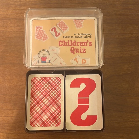 Vintage Discovery Toys Childrens Quiz Card Game 1983 Complete USED A-1 - Picture 2 of 2